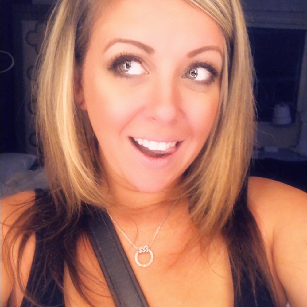 Meet your Posher, Chazzy